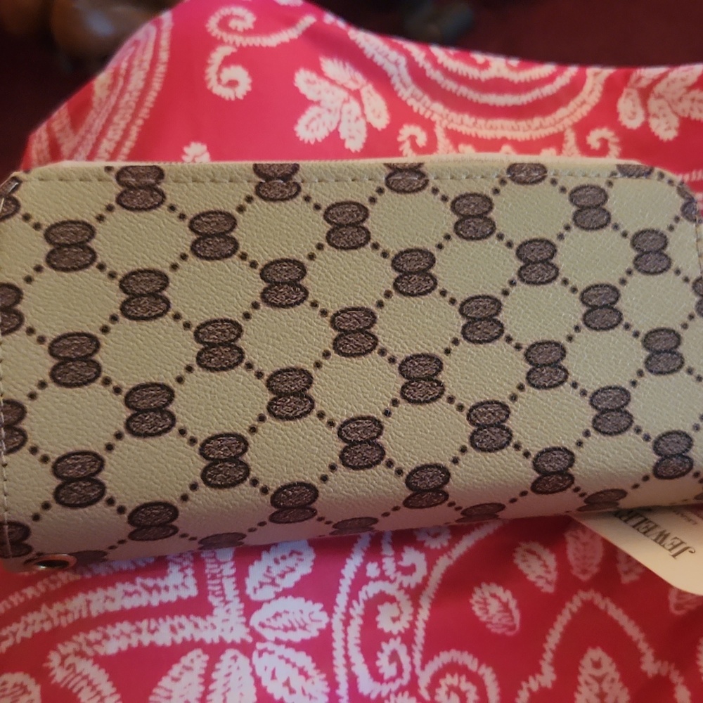 New ladies wallet